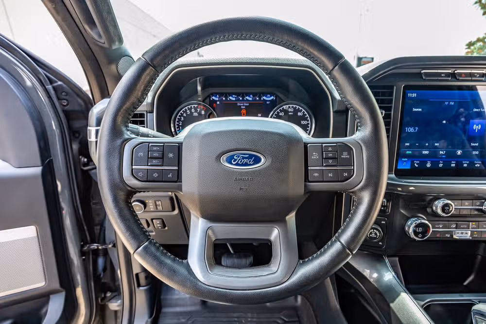 2021 Ford F-150 XLT SuperCrew Image 18