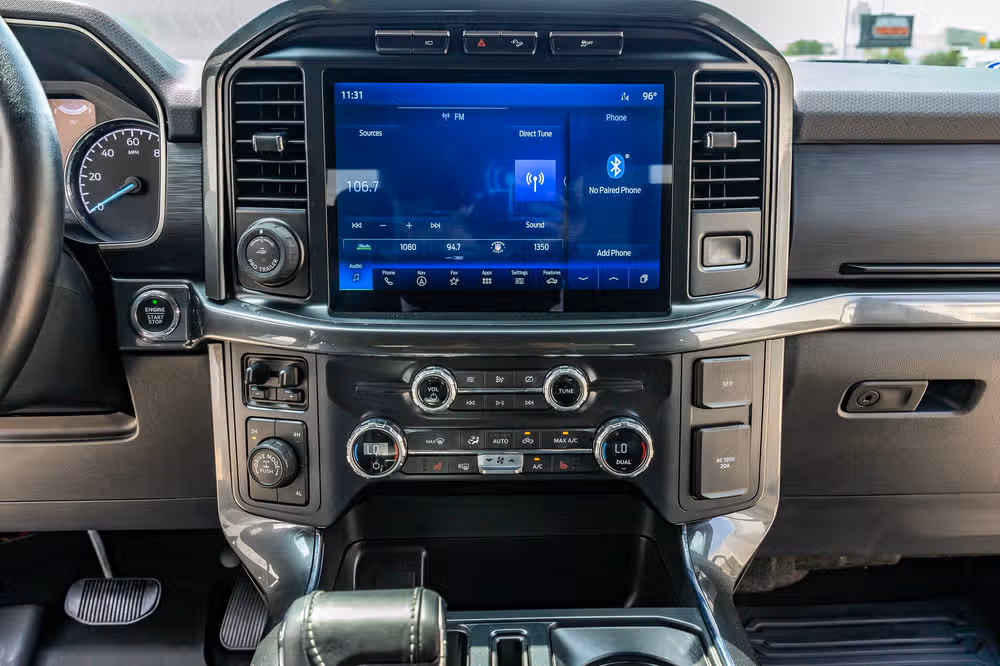 2021 Ford F-150 XLT SuperCrew Image 24