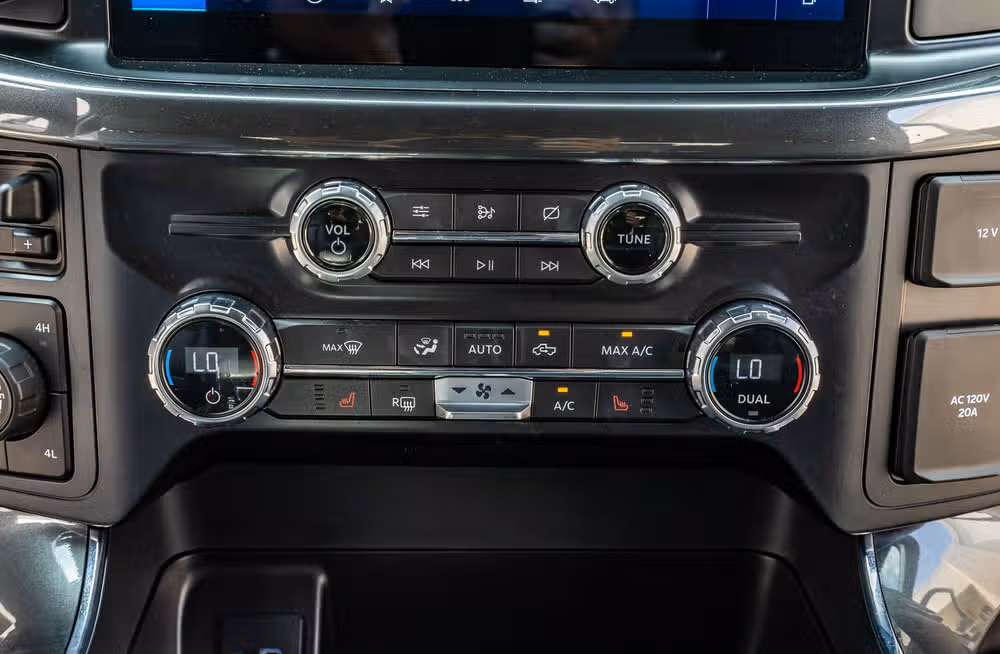 2021 Ford F-150 XLT SuperCrew Image 27