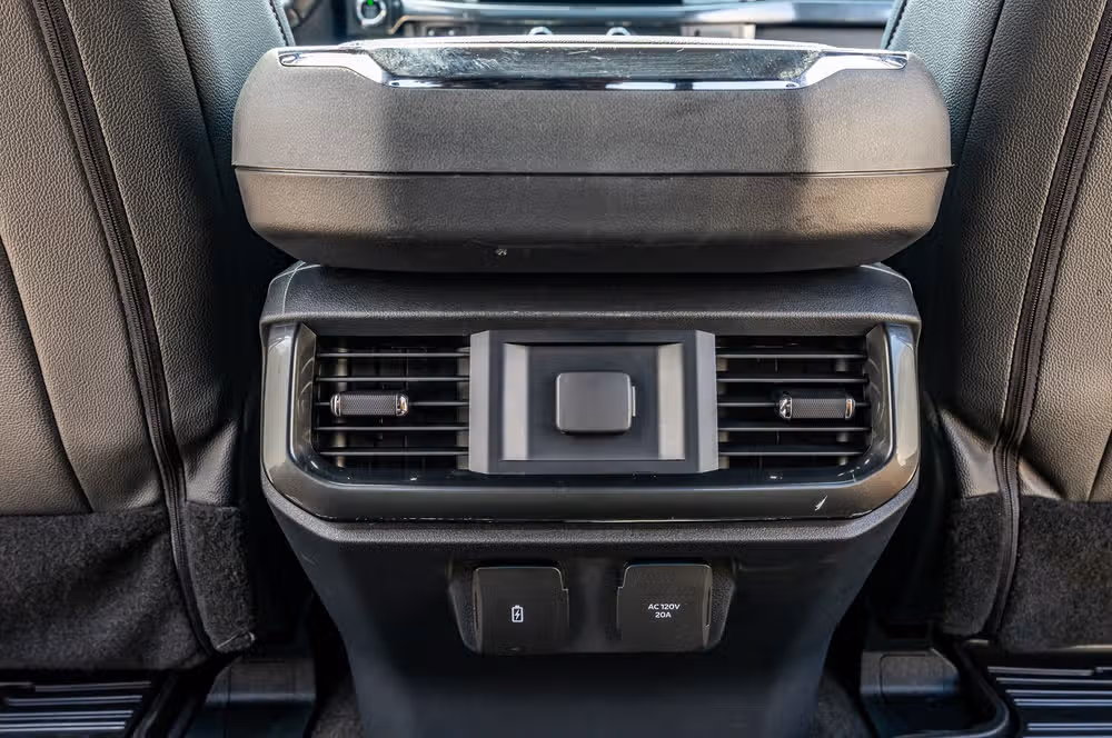 2021 Ford F-150 XLT SuperCrew Image 34