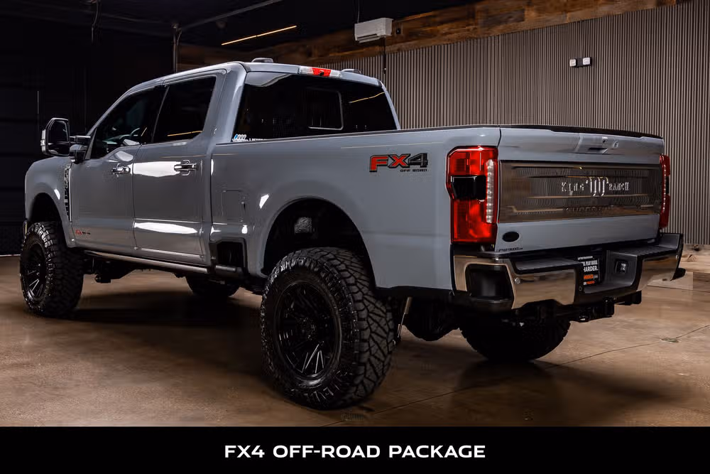 2026 Ford F-350 Super Duty King Ranch Crew Cab Image 7