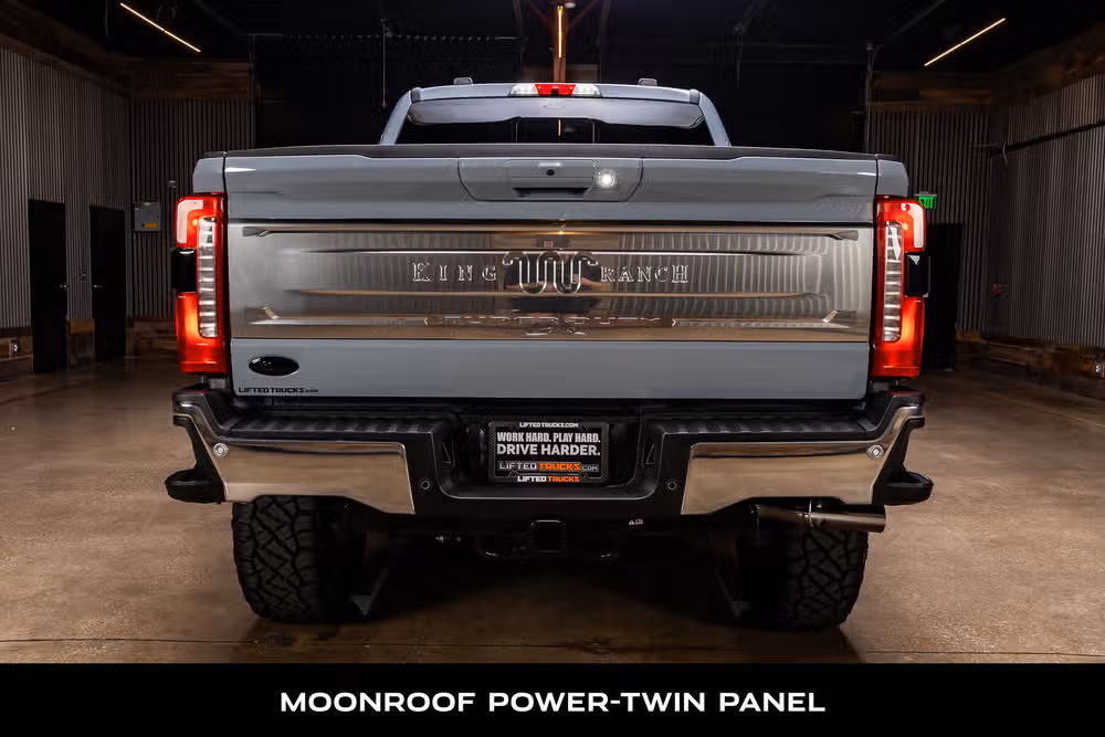 2026 Ford F-350 Super Duty King Ranch Crew Cab Image 8