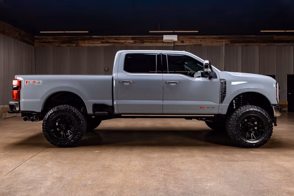 2026 Ford F-350 Super Duty King Ranch Crew Cab Image 11
