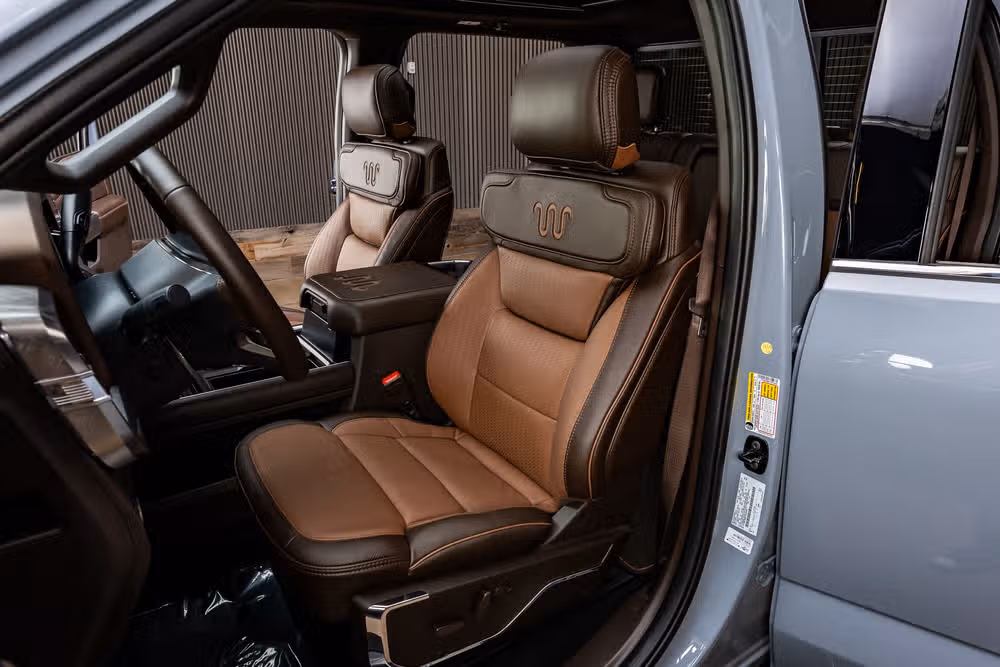 2026 Ford F-350 Super Duty King Ranch Crew Cab Image 31