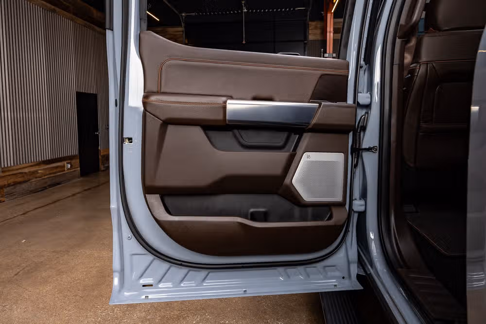 2026 Ford F-350 Super Duty King Ranch Crew Cab Image 40