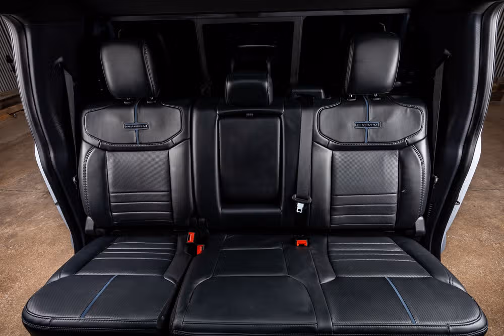 2025 Ford F-250 Super Duty Platinum Crew Cab Image 36