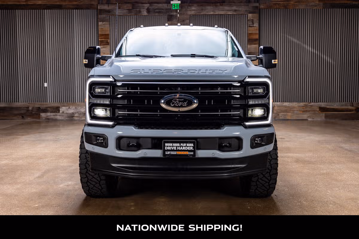 2025 Ford F-250 Super Duty Platinum Crew Cab