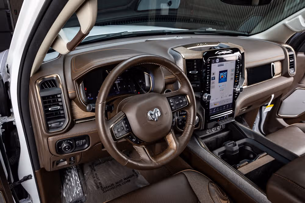 2025 Ram 1500 Limited Longhorn Crew Cab Image 17