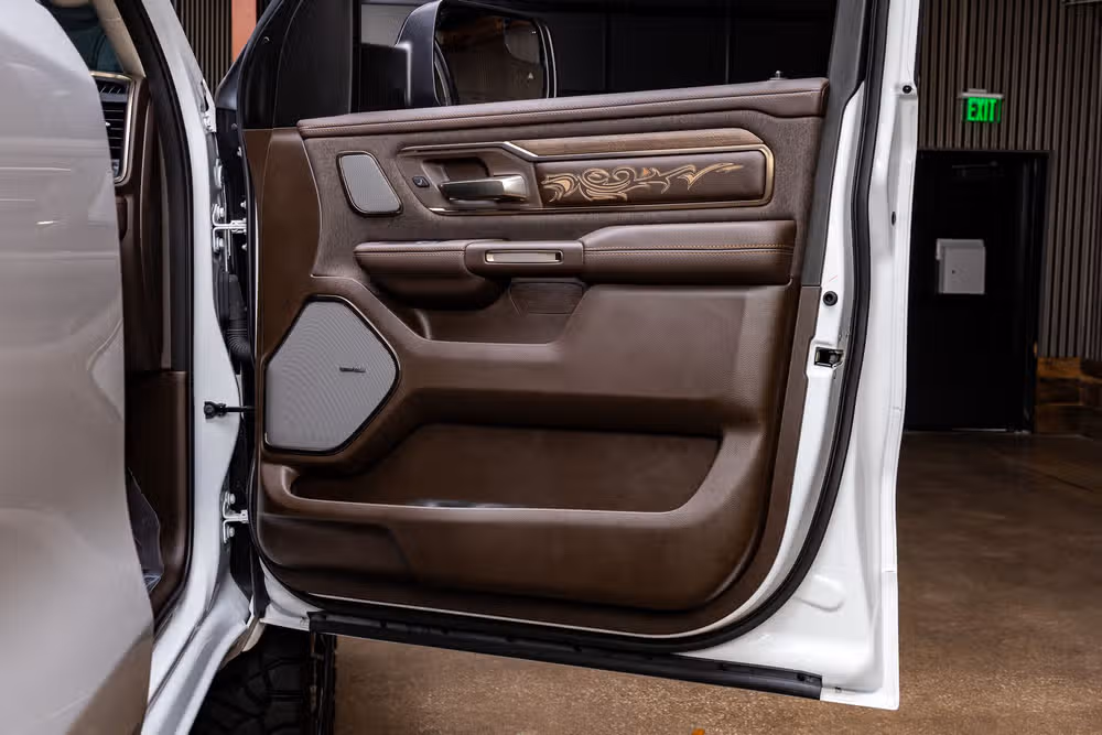 2025 Ram 1500 Limited Longhorn Crew Cab Image 38