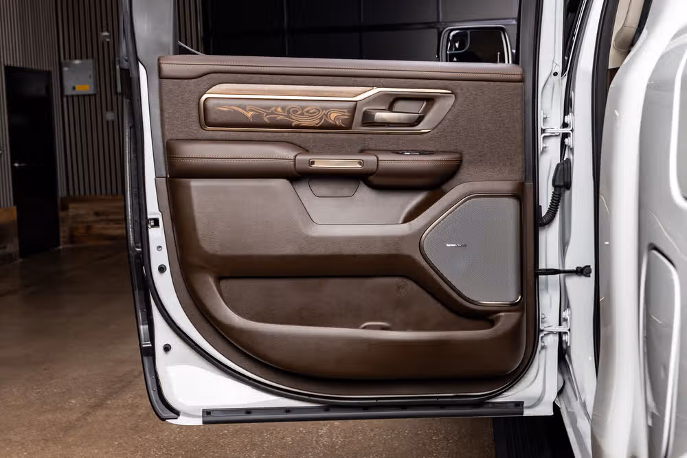 2025 Ram 1500 Limited Longhorn Crew Cab Image 39