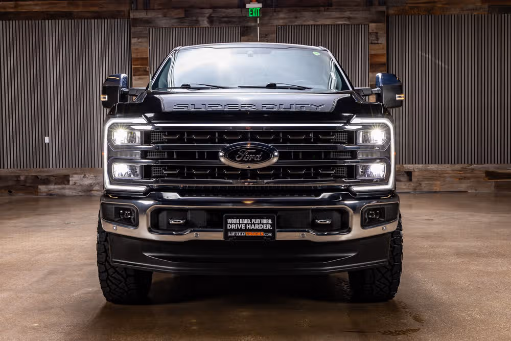 2024 Ford F-250 Super Duty King Ranch Crew Cab Image 2