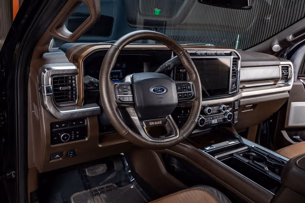 2024 Ford F-250 Super Duty King Ranch Crew Cab Image 16
