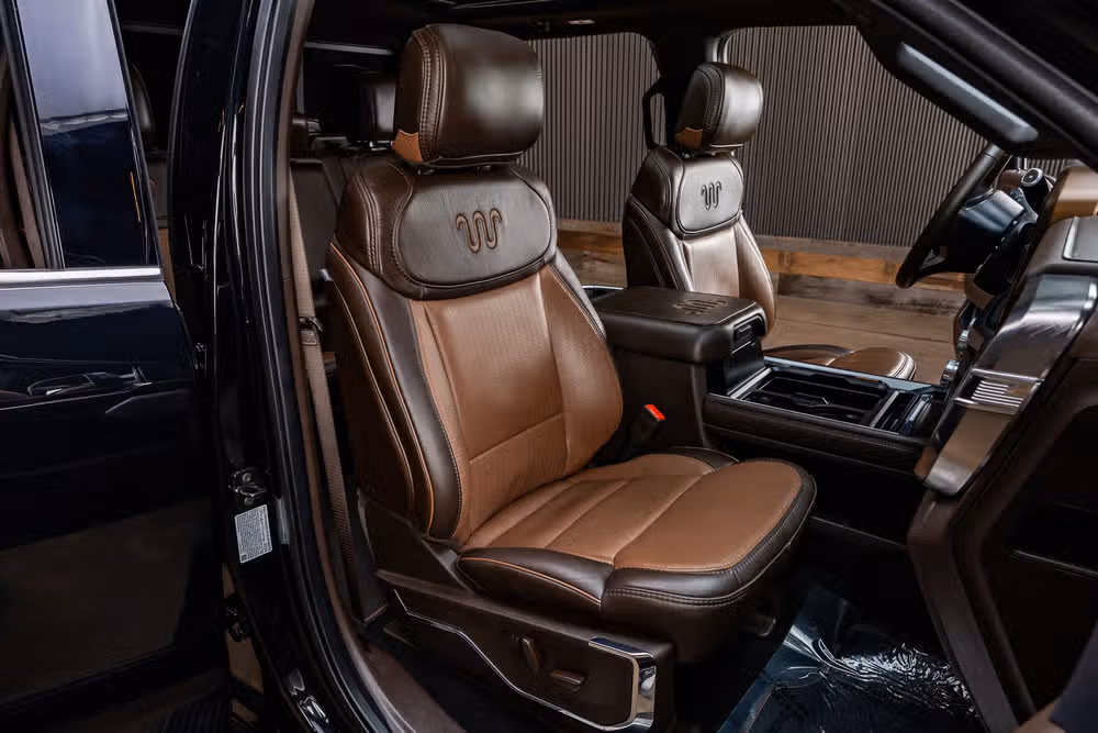 2024 Ford F-250 Super Duty King Ranch Crew Cab Image 31
