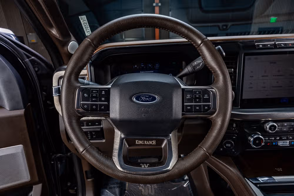 2024 Ford F-250 Super Duty King Ranch Crew Cab Image 18