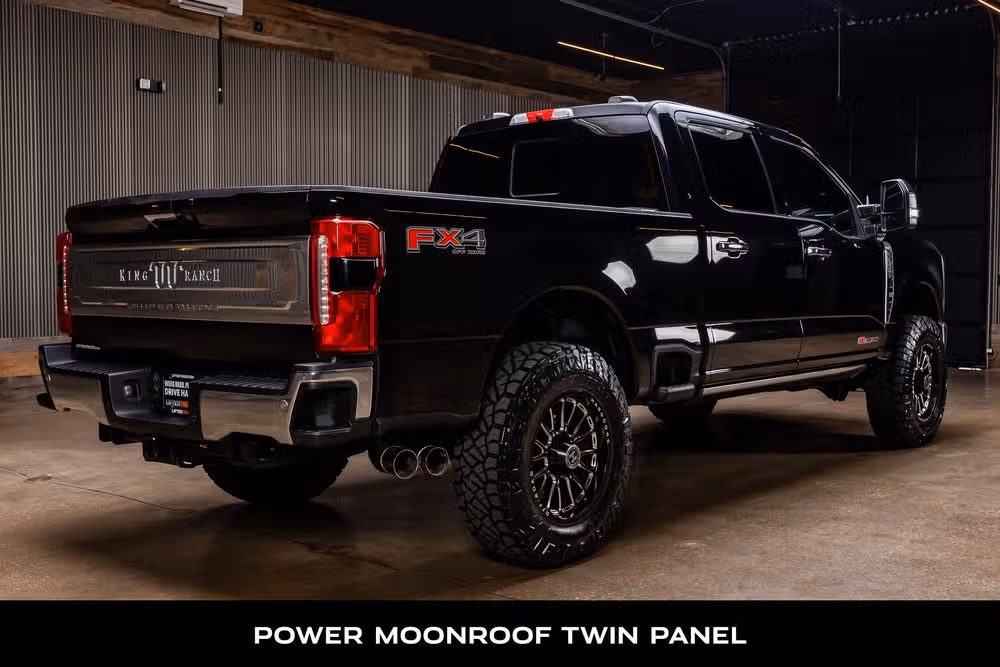 2024 Ford F-250 Super Duty King Ranch Crew Cab Image 9