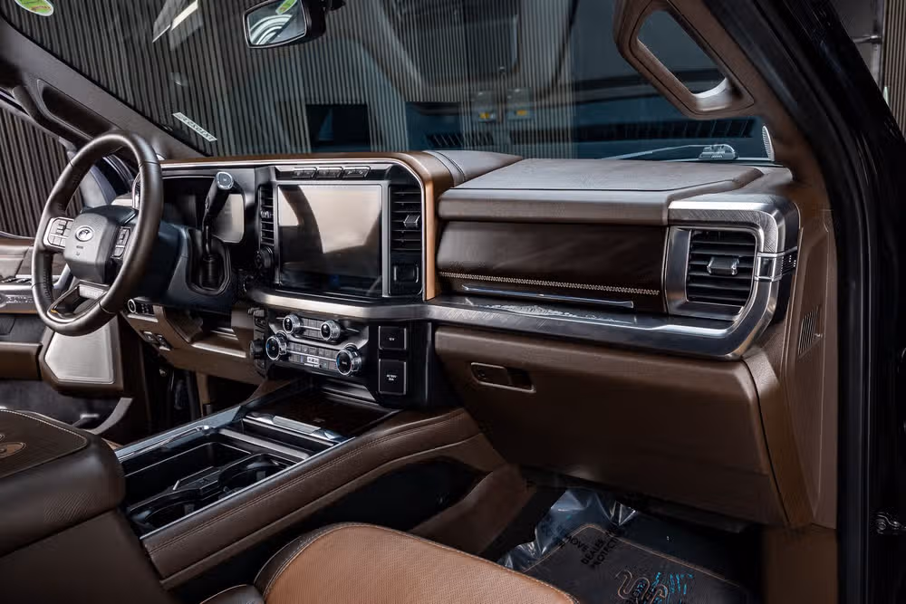 2024 Ford F-250 Super Duty King Ranch Crew Cab Image 17
