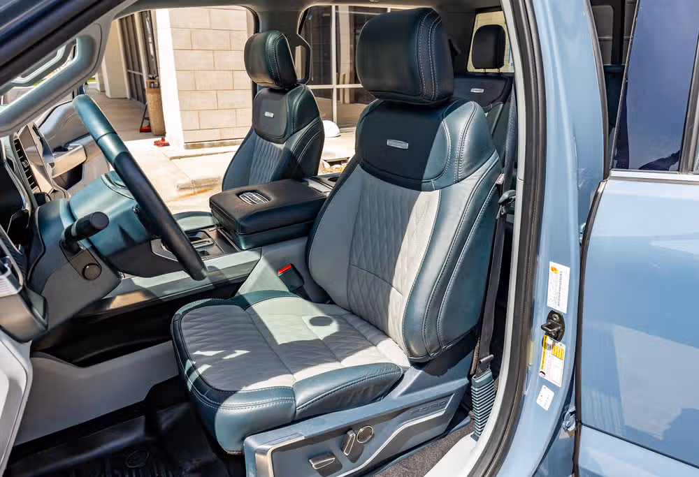 2023 Ford F-150 Limited SuperCrew Image 31