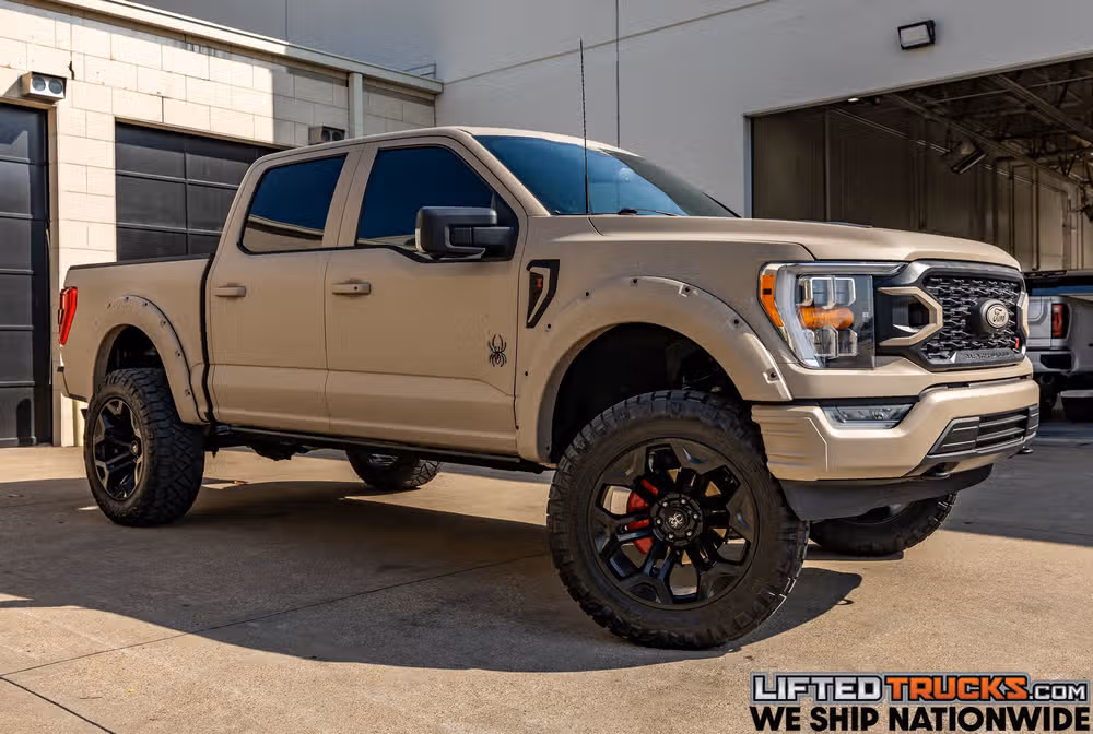 2023 Ford F-150 XLT Black Widow SuperCrew Image 1