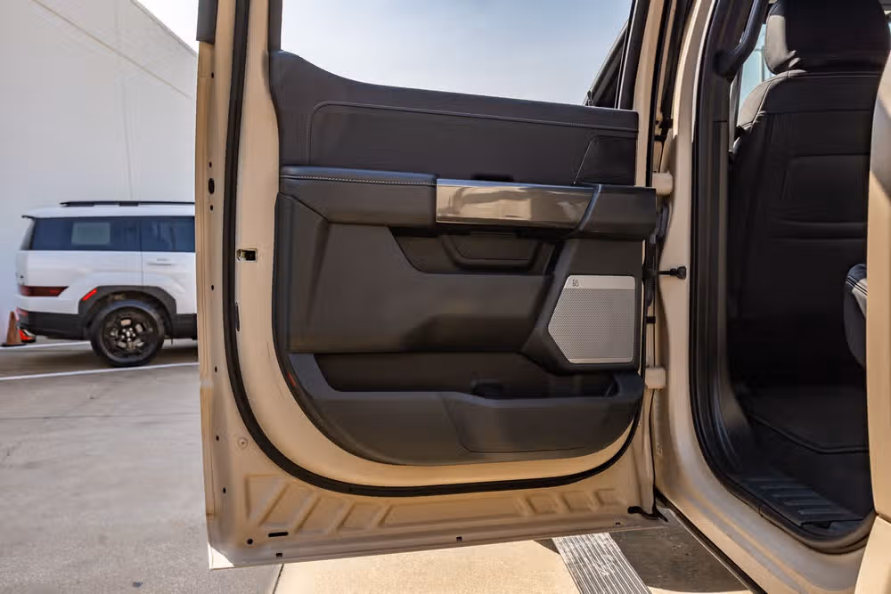 2023 Ford F-150 XLT Black Widow SuperCrew Image 38