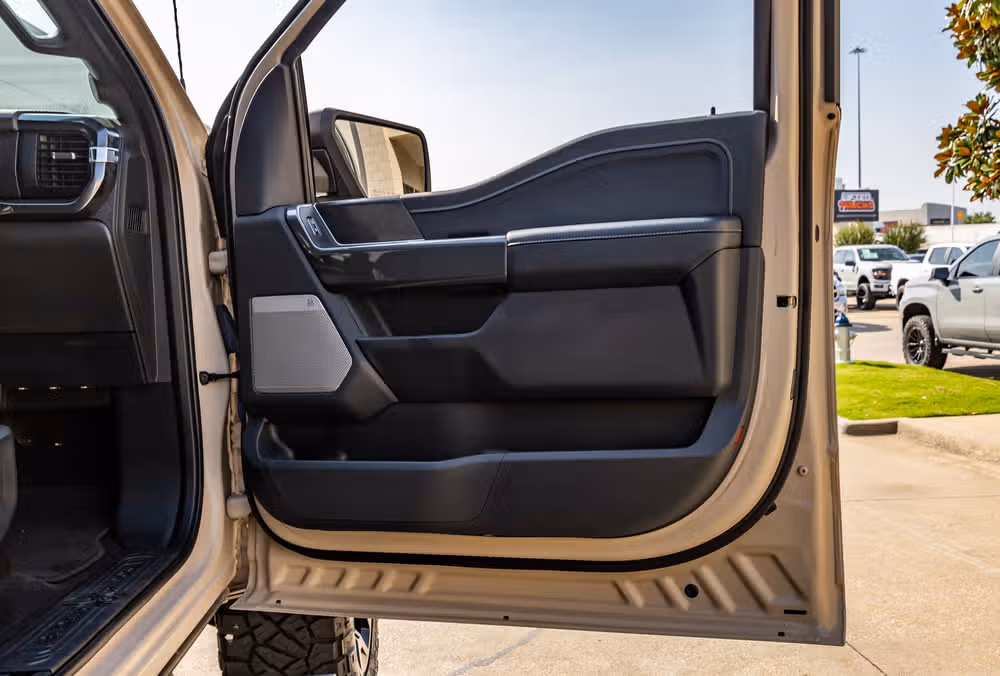 2023 Ford F-150 XLT Black Widow SuperCrew Image 37