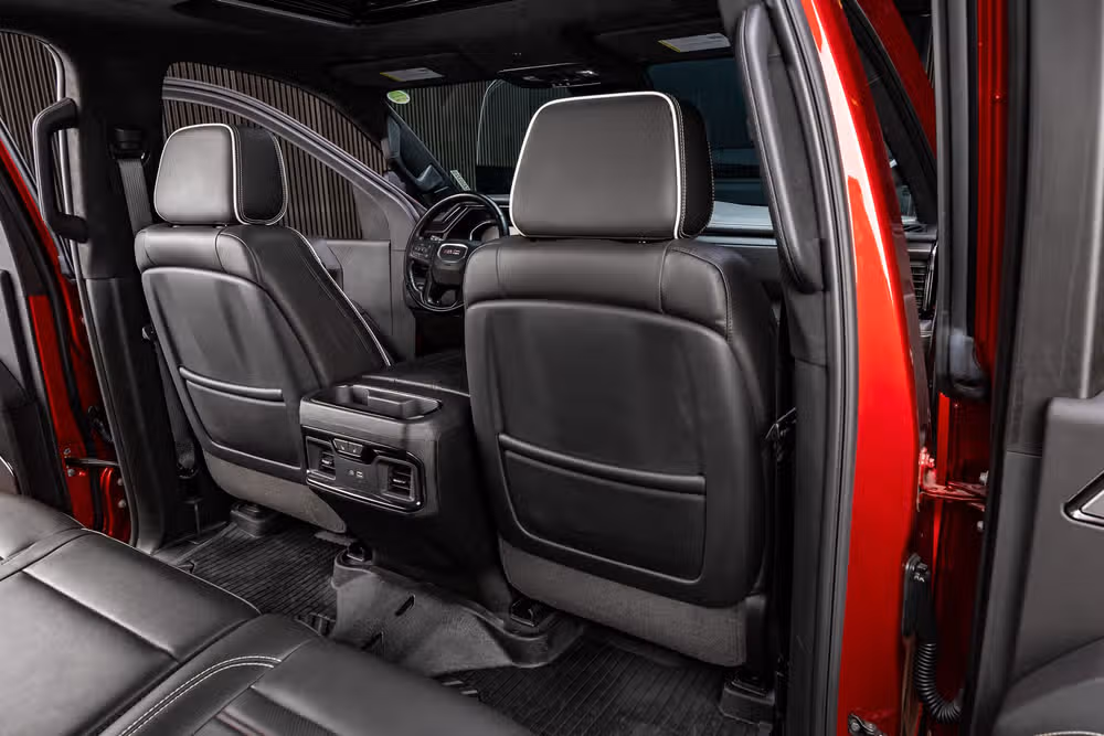2024 GMC Sierra 2500HD AT4X Crew Cab Image 33