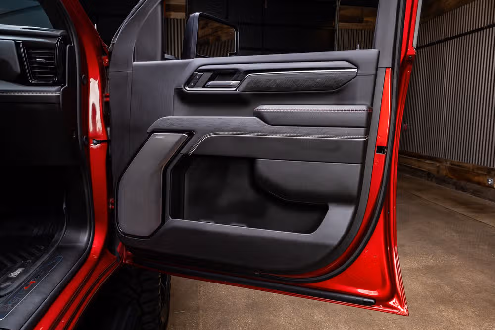 2024 GMC Sierra 2500HD AT4X Crew Cab Image 38