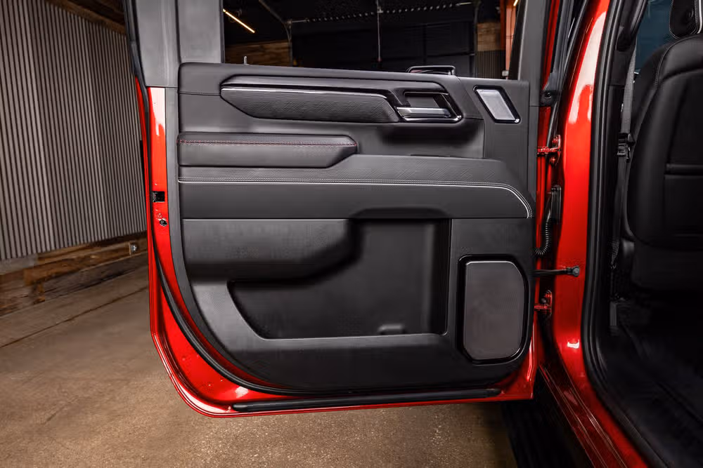 2024 GMC Sierra 2500HD AT4X Crew Cab Image 39