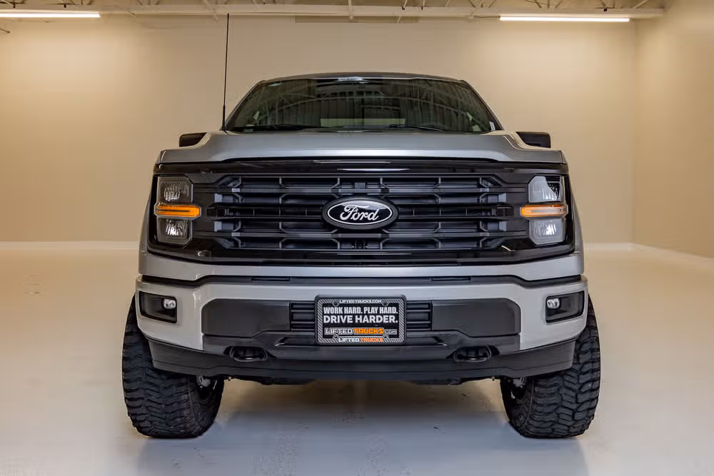 2026 Ford F-150 XLT SuperCrew Image 2