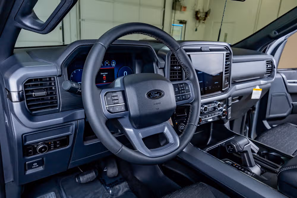 2026 Ford F-150 XLT SuperCrew Image 16