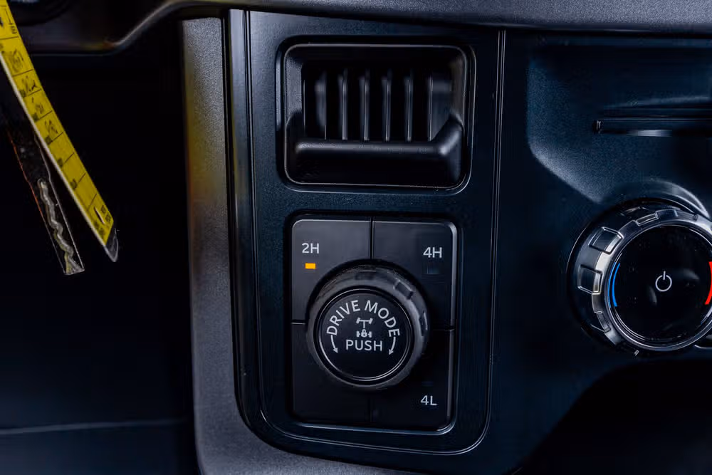 2026 Ford F-150 XLT SuperCrew Image 22