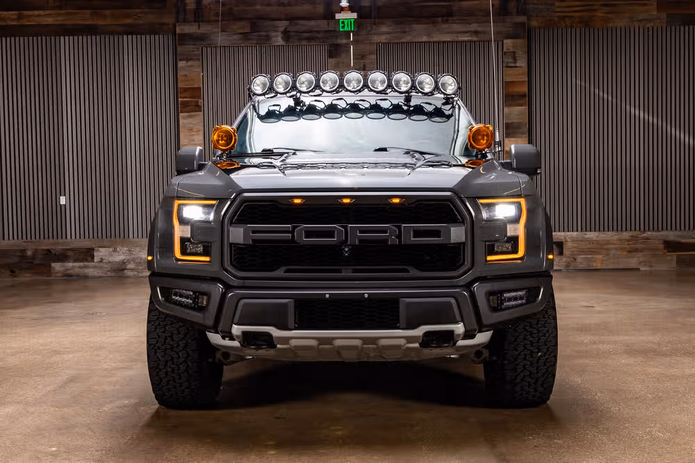 2020 Ford F-150 Raptor SuperCrew Image 2