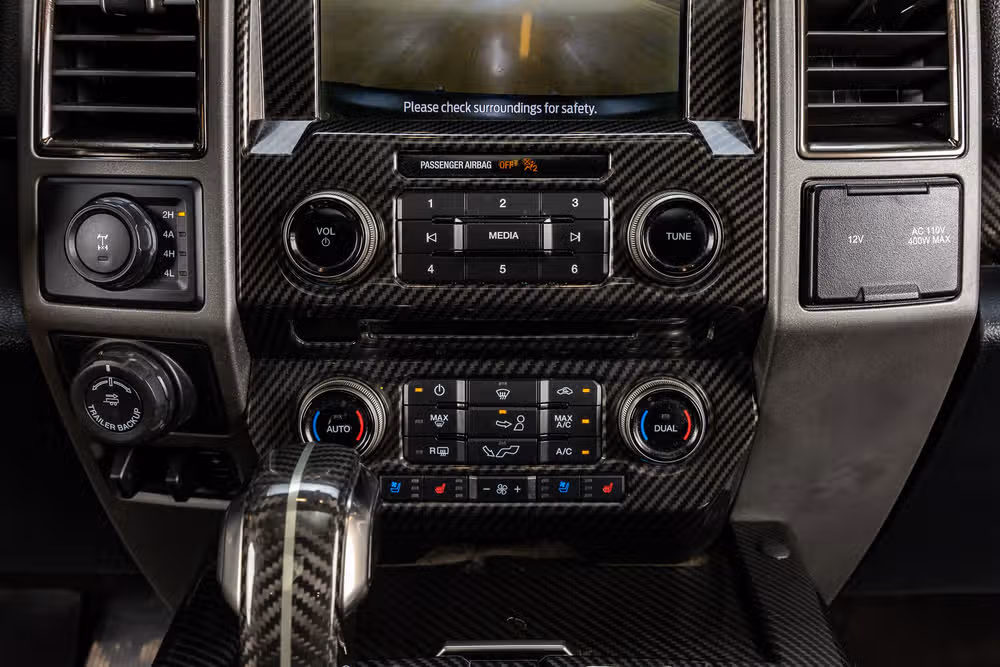 2020 Ford F-150 Raptor SuperCrew Image 25