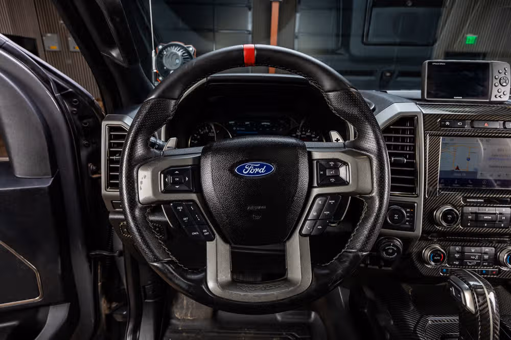 2020 Ford F-150 Raptor SuperCrew Image 18