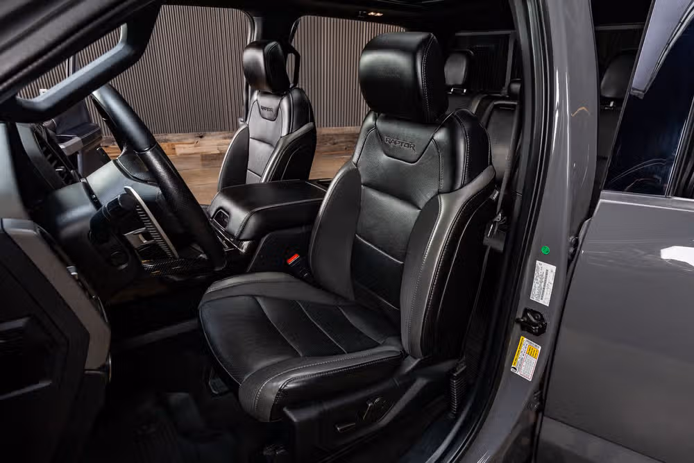 2020 Ford F-150 Raptor SuperCrew Image 28