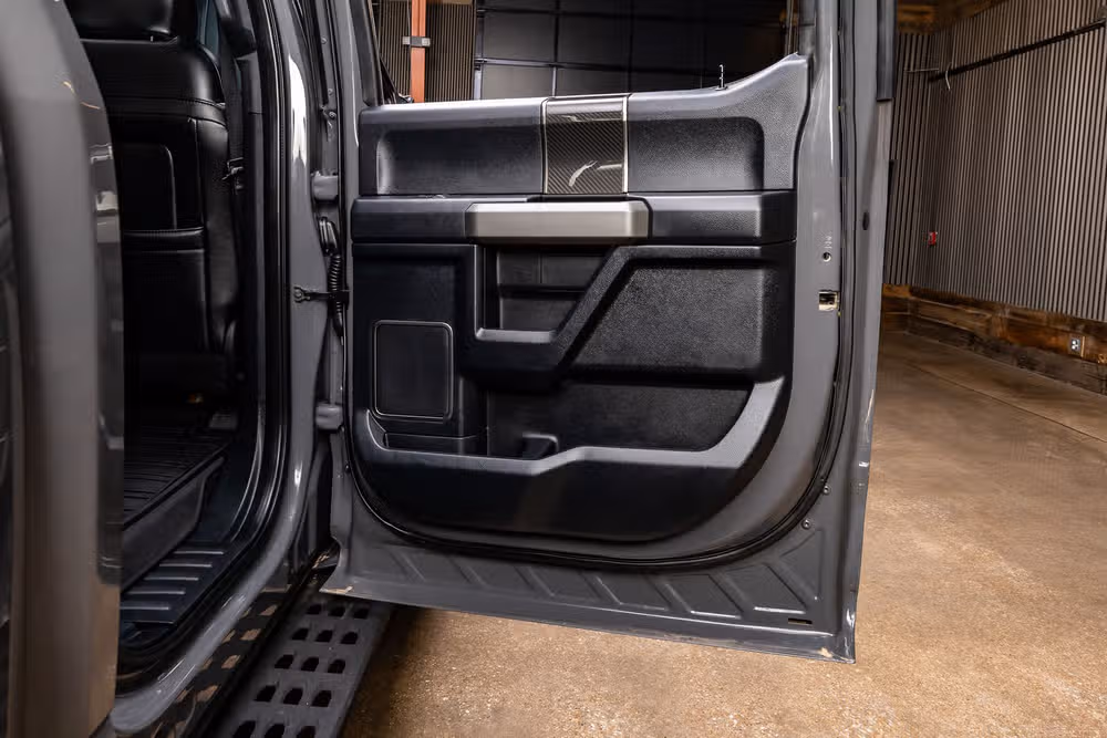 2020 Ford F-150 Raptor SuperCrew Image 38