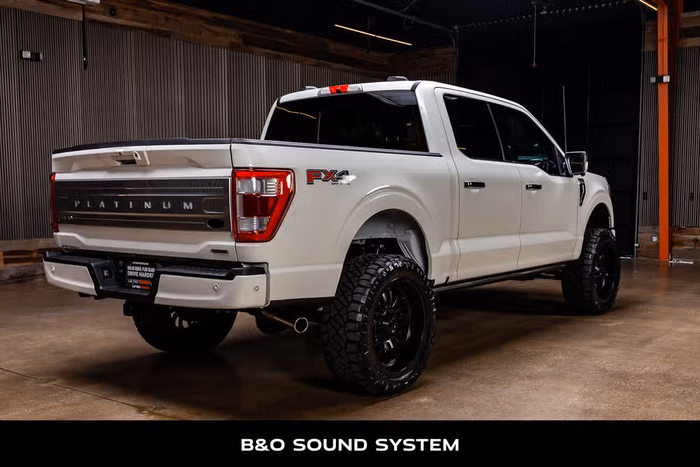2023 Ford F-150 Platinum SuperCrew Image 10