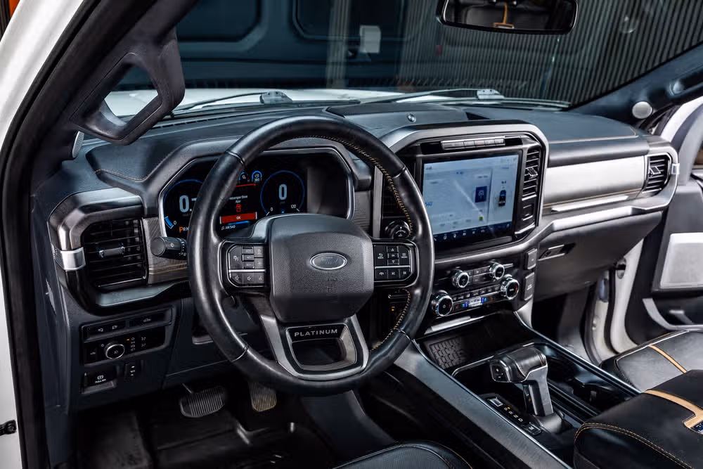 2023 Ford F-150 Platinum SuperCrew Image 17