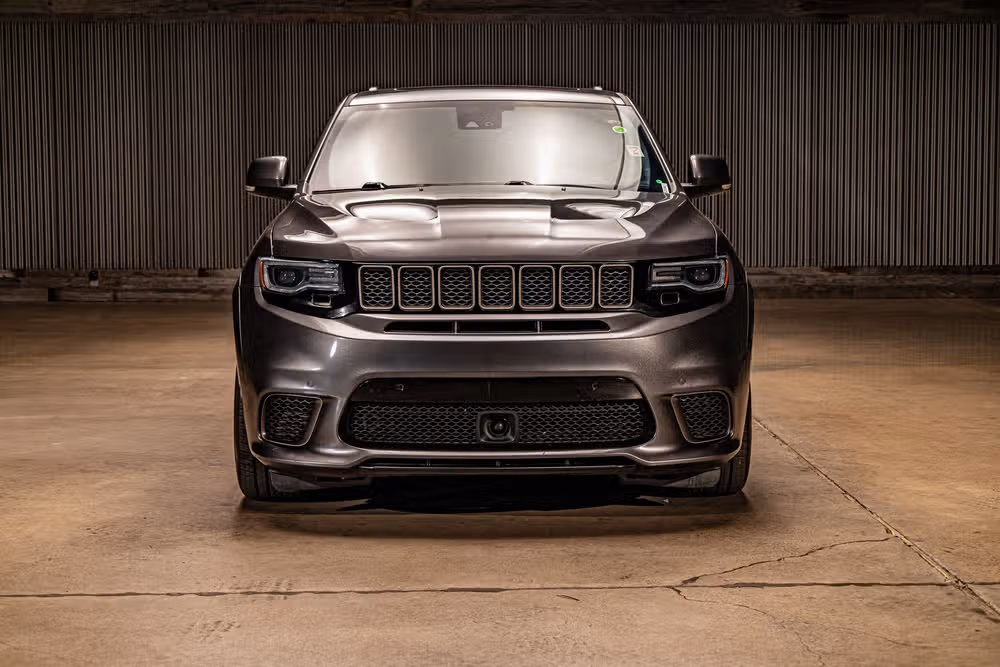 2018 Jeep Grand Cherokee Trackhawk Image 2