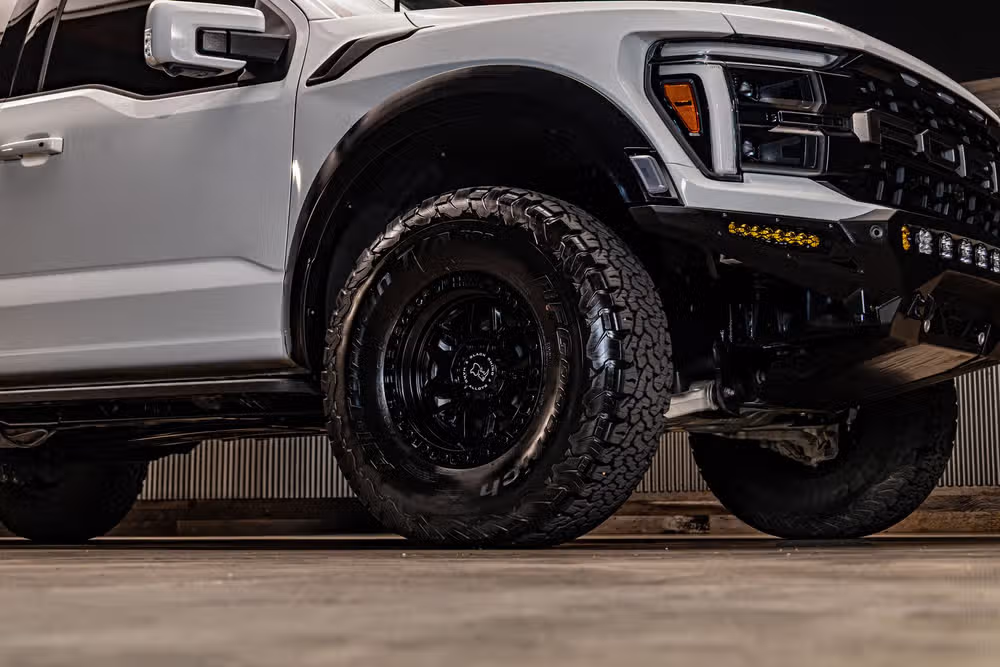 2024 Ford F-150 Raptor SuperCrew Image 11