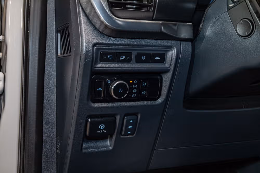 2024 Ford F-150 Raptor SuperCrew Image 16