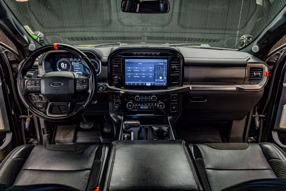 2021 Ford F-150 Raptor SuperCrew Image 16