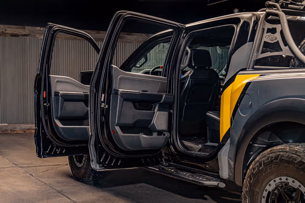 2021 Ford F-150 Raptor SuperCrew Image 30