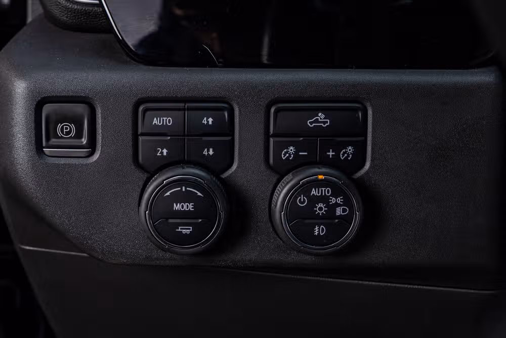 2023 Chevrolet Silverado 1500 LT Trail Boss Crew Cab Image 22