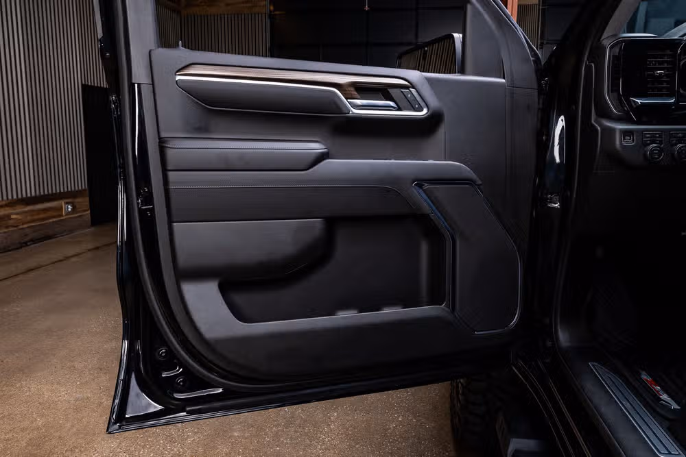 2023 Chevrolet Silverado 1500 LT Trail Boss Crew Cab Image 36