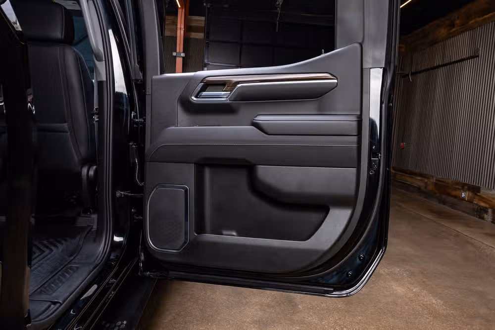2023 Chevrolet Silverado 1500 LT Trail Boss Crew Cab Image 39