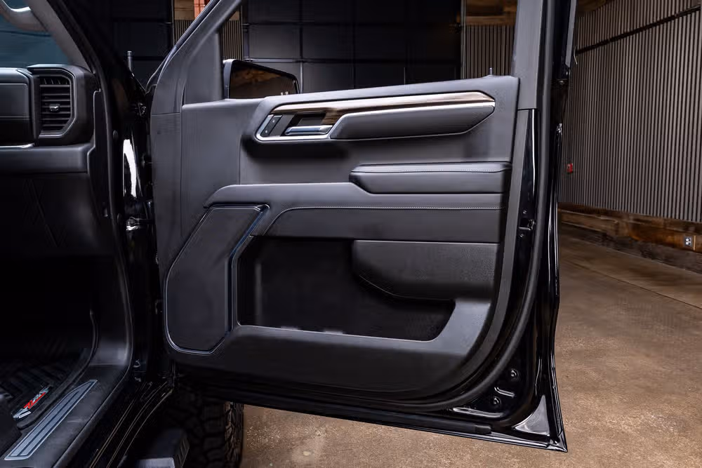 2023 Chevrolet Silverado 1500 LT Trail Boss Crew Cab Image 37