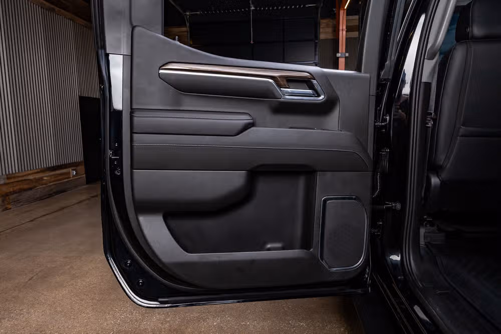 2023 Chevrolet Silverado 1500 LT Trail Boss Crew Cab Image 38