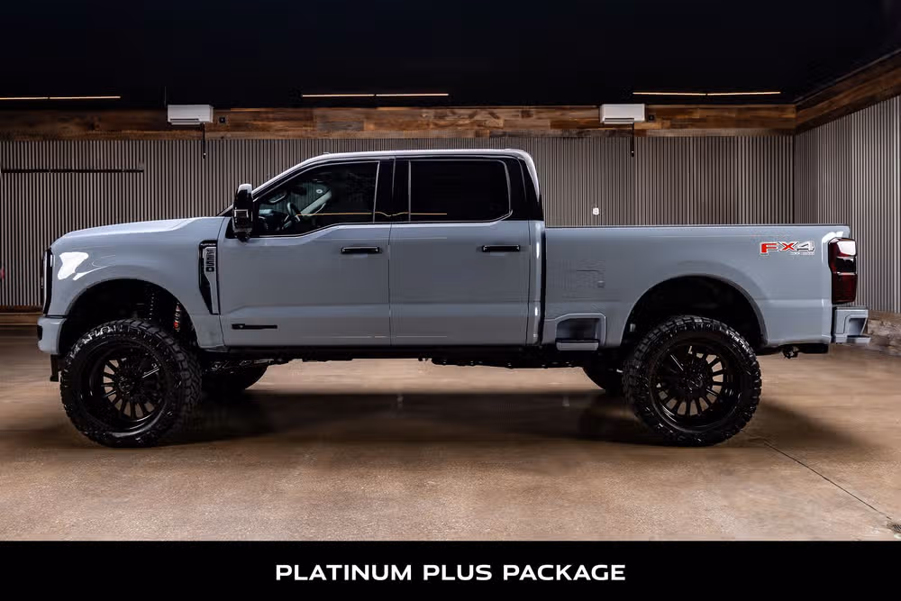 2026 Ford F-250 Super Duty Platinum Plus Crew Cab Image 6