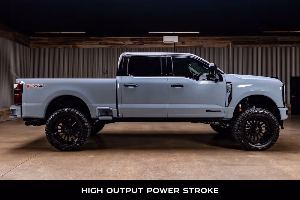 2026 Ford F-250 Super Duty Platinum Plus Crew Cab Image 11