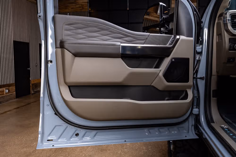 2026 Ford F-250 Super Duty Platinum Plus Crew Cab Image 38